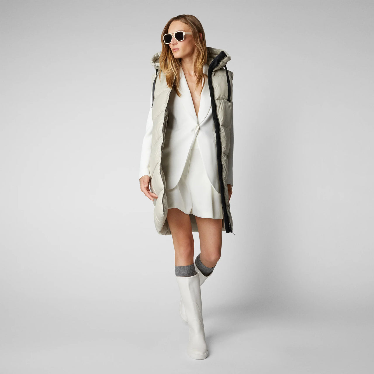 Iria Hooded Vest- Rainy Beige