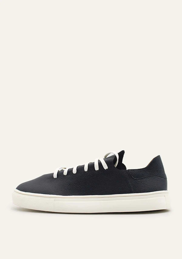 Corum Sneaker- Black