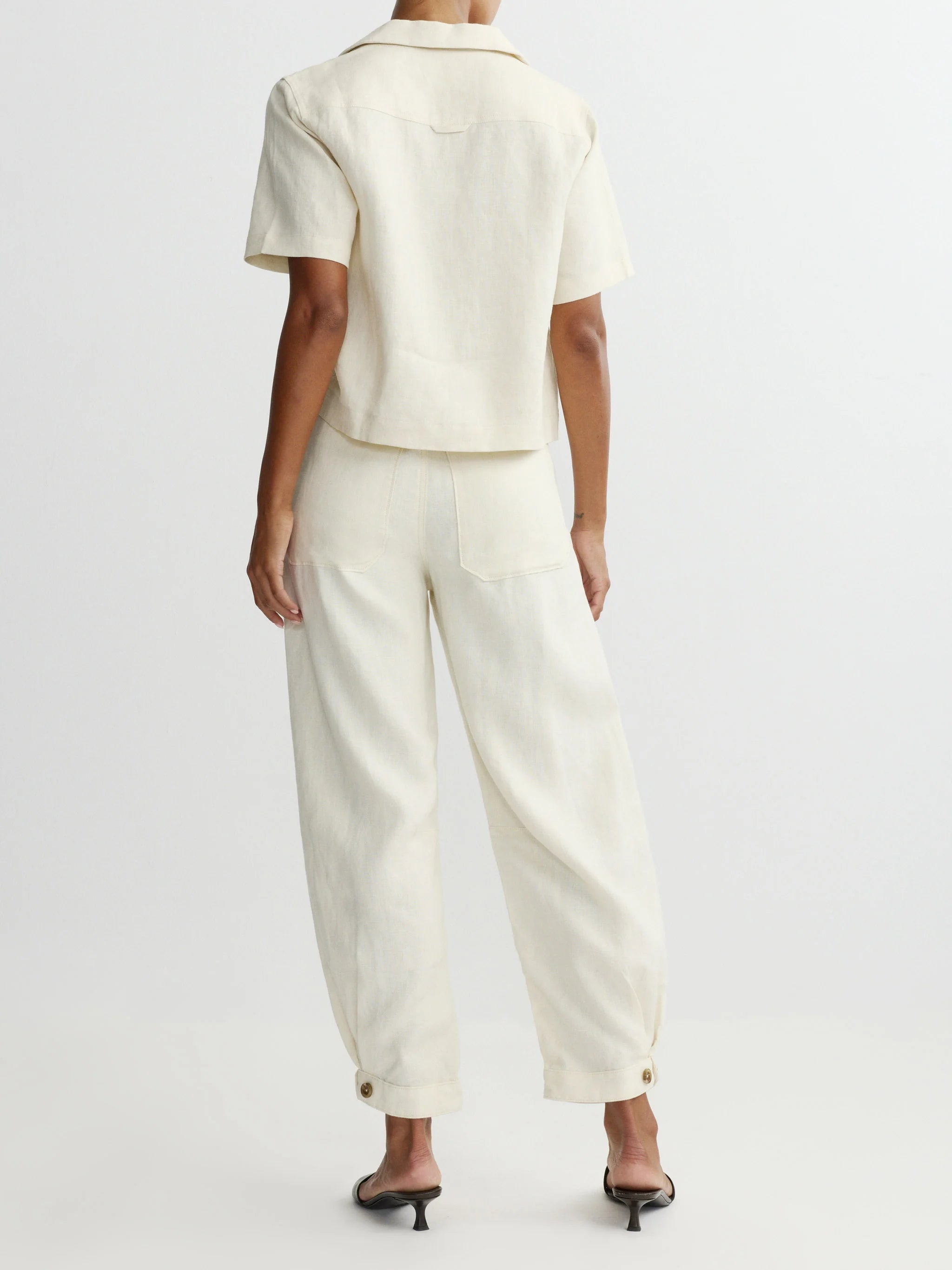 Taylor Relaxed Barrel-Flax Linen