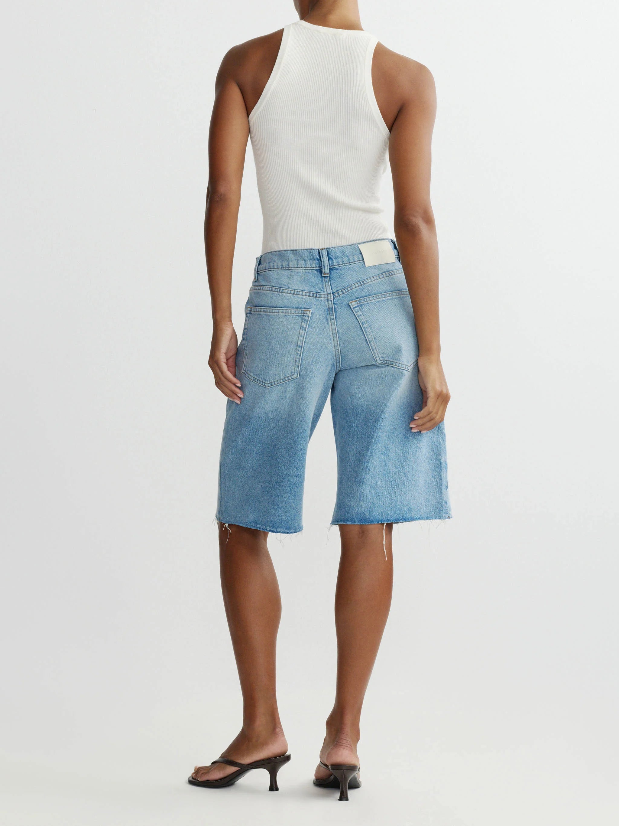 Abby Relaxed Low Rise Short - Bayside