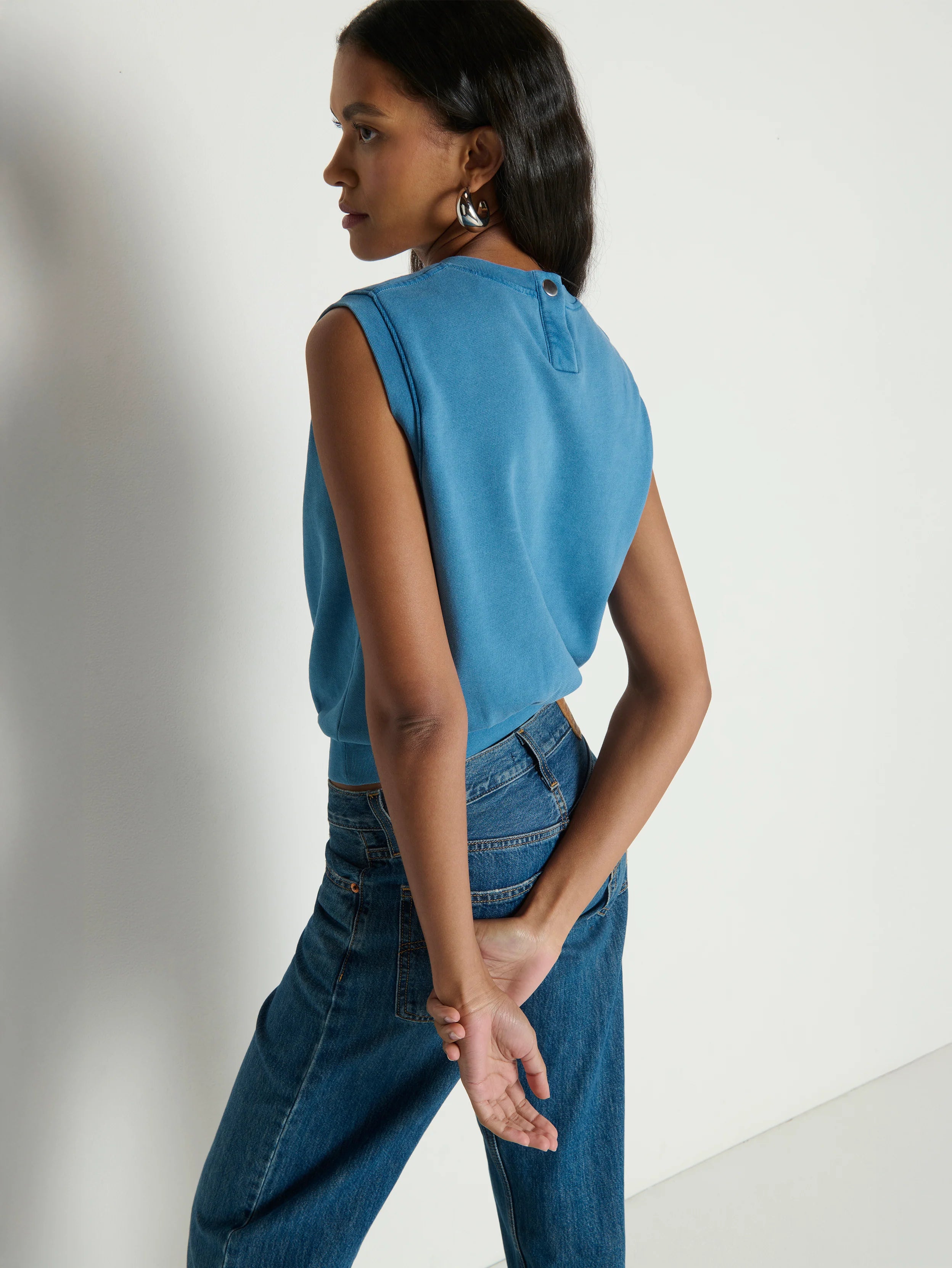 Billie Sleeveless Sweatshirt - Indigo