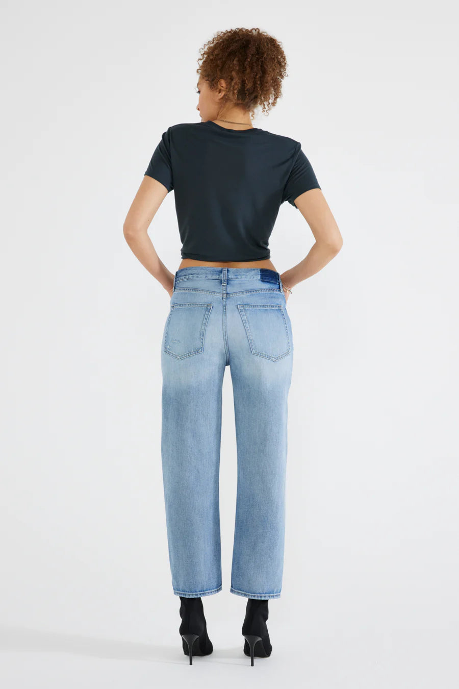Neli Crossover Crop- Castaway
