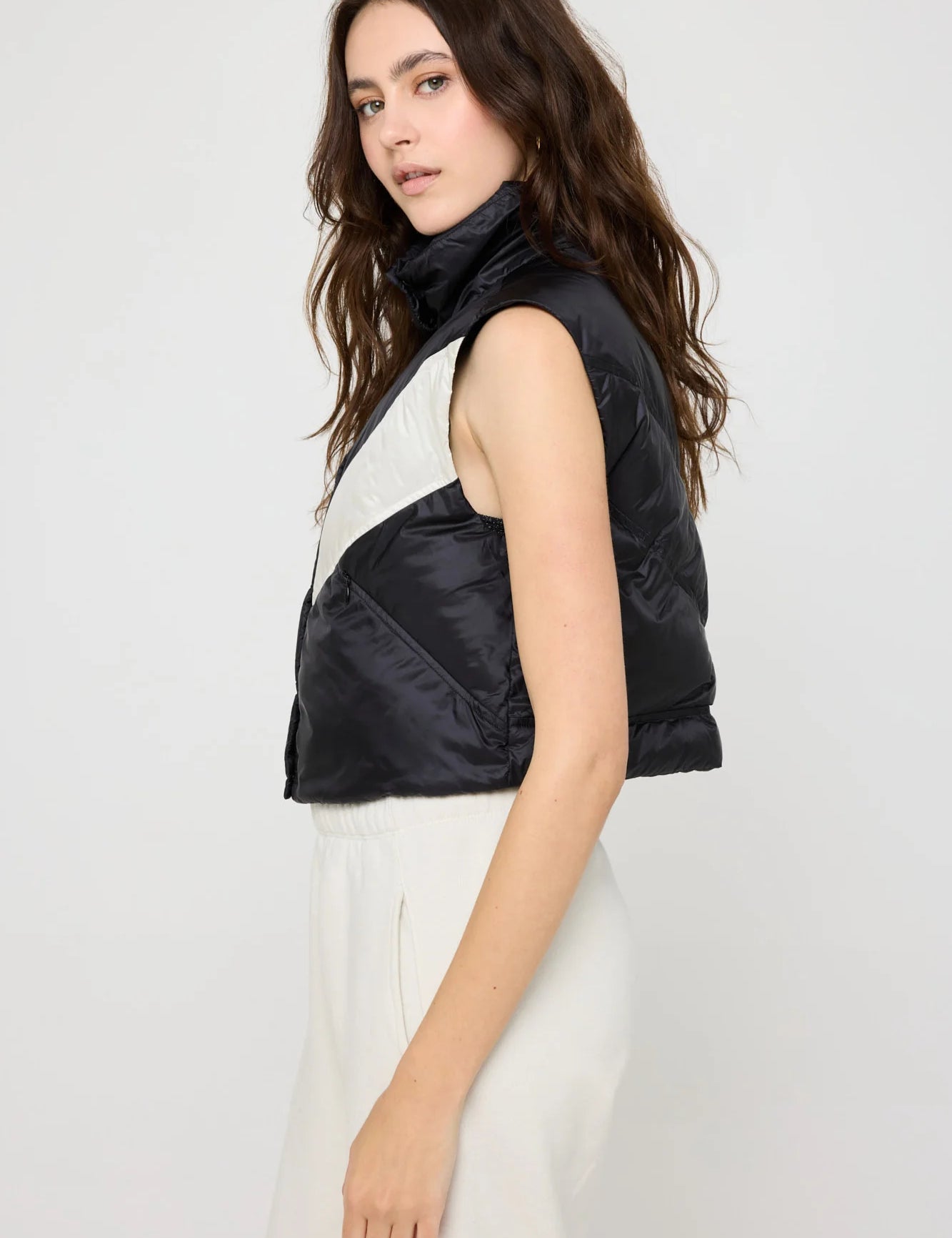 Scout Vest- Black