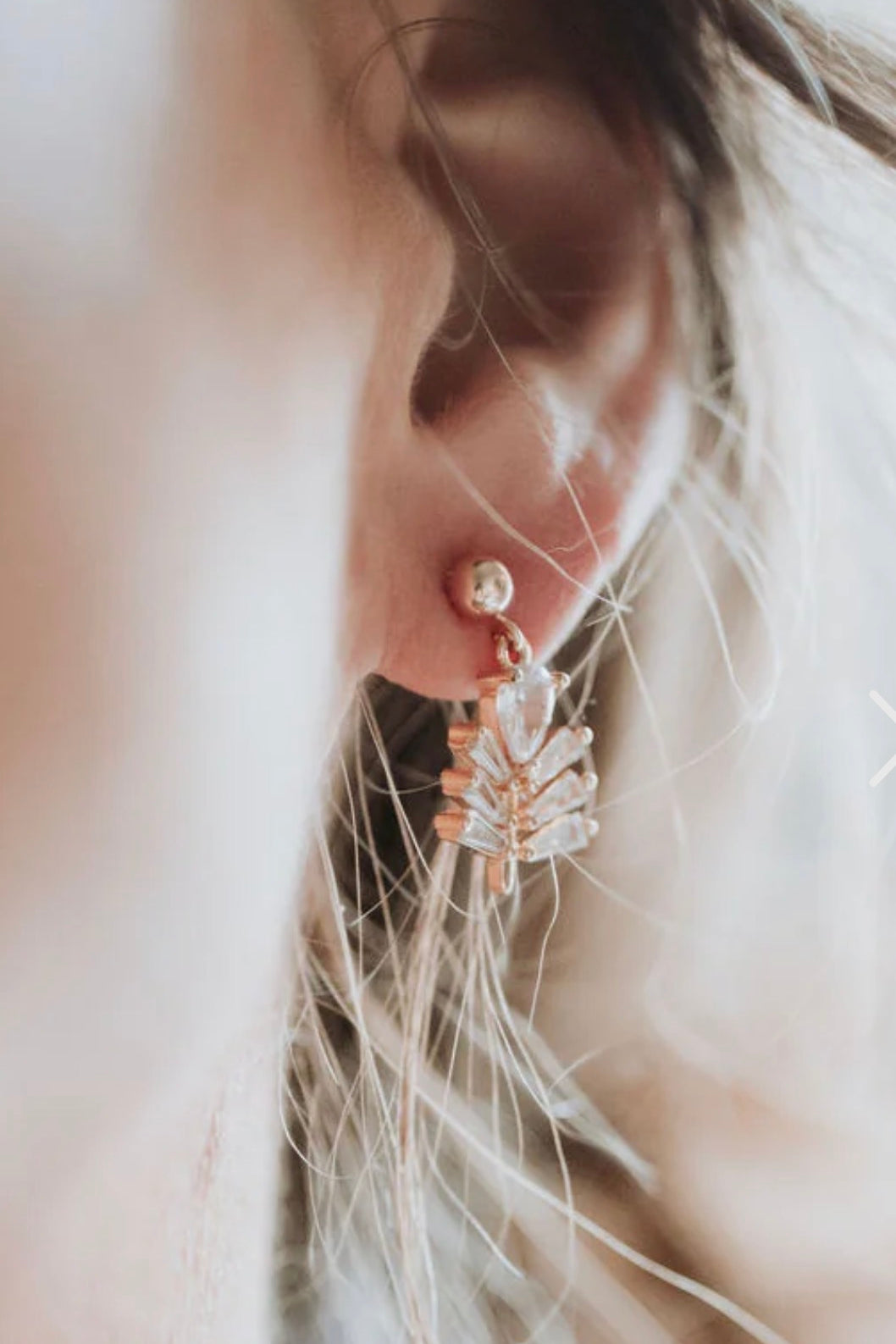 Mary Studs