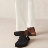 Travis Leather Clog