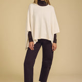 Gia Poncho - Milk