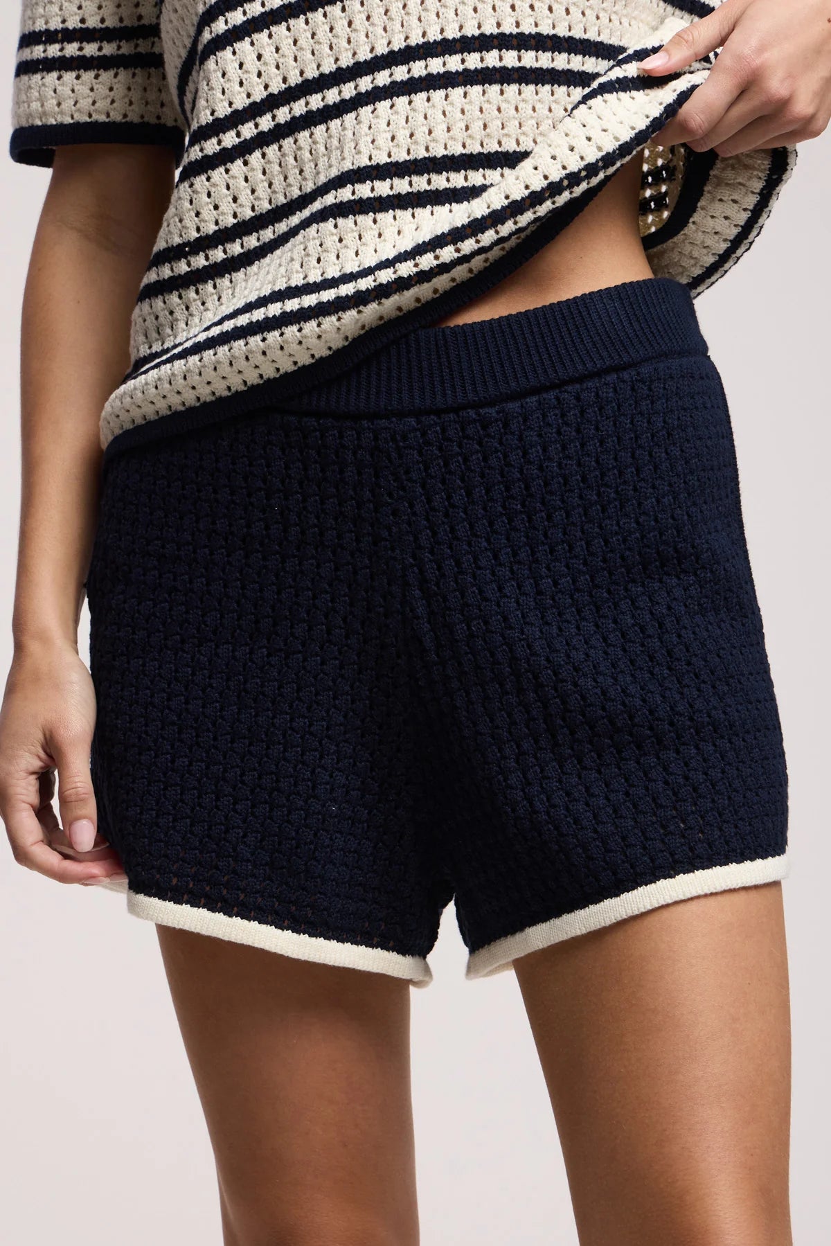 Jenifer Mesh Cotton Shorts - Navy